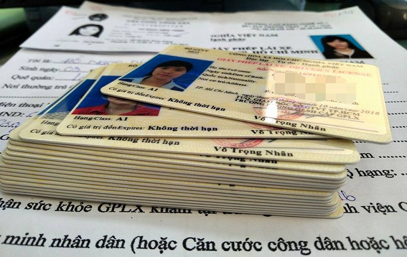 Bao nhiêu tuổi được thi bằng lái xe máy
